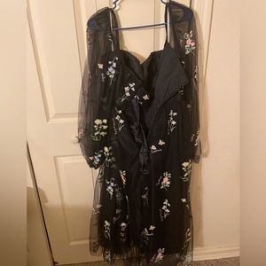never worn, corset back, flowy dress, flowers, sheer sleeves